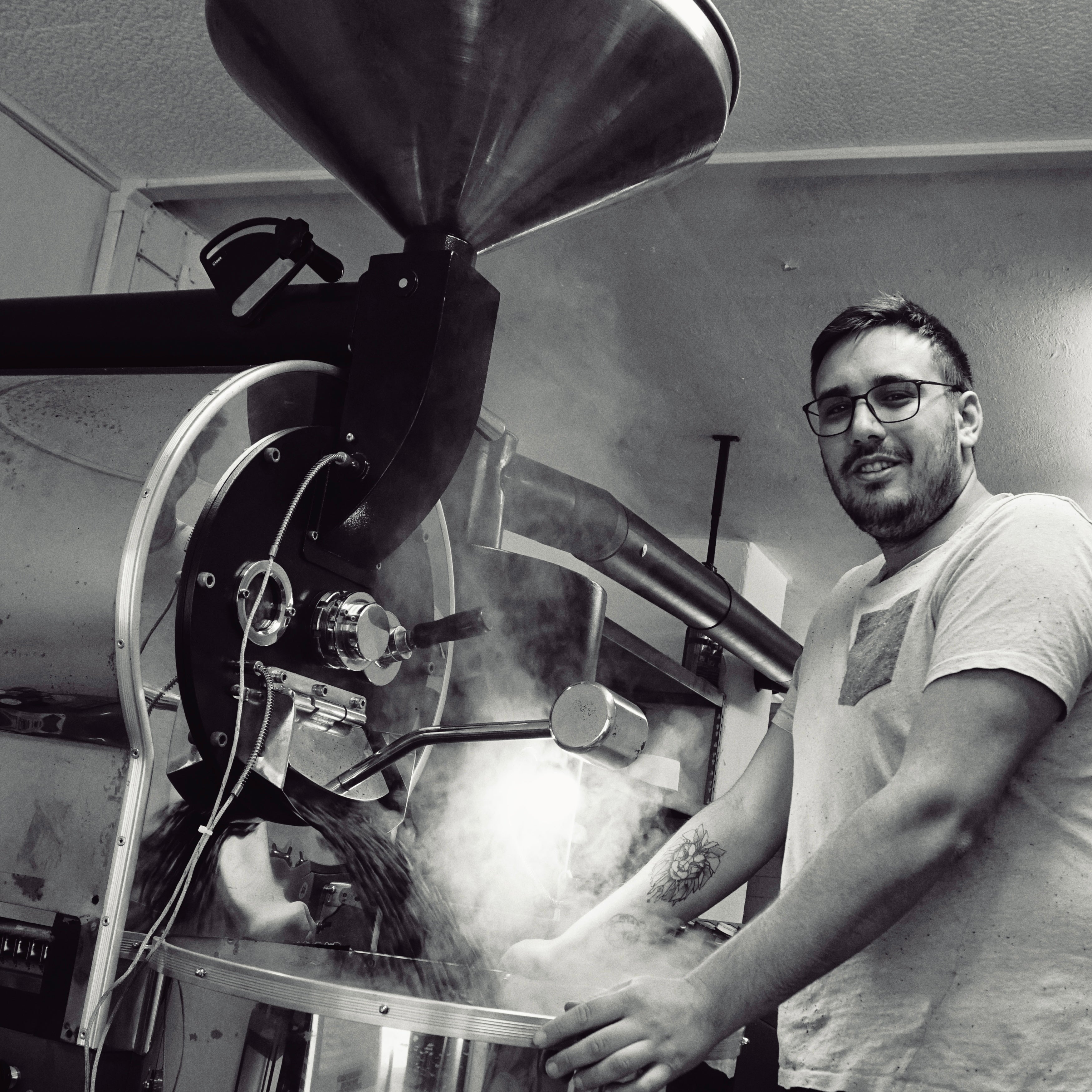 Die Kunst des Kaffeeröstens: Willkommen in unserer Kaffeerösterei in Sonthofen